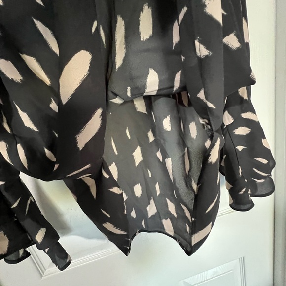 Women’s Laure Helena blown. - Picture 7 of 7